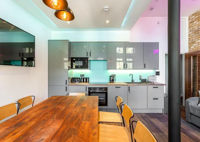 Pierview Pad - Central Luxury Apartment On The Beach